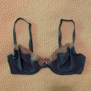 Victoria Secret Blue 36C bra